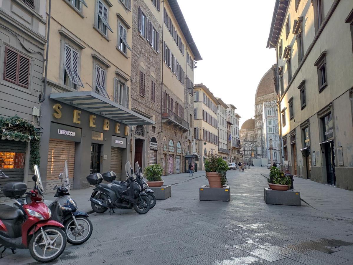 Big Apartment A Stone'S Throw From The Duomo Firenze Esterno foto